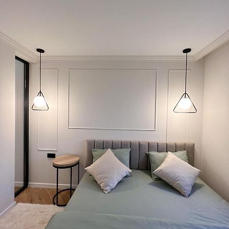 Renthouse Apartments Neoclassic Кишинёв Экстерьер фото