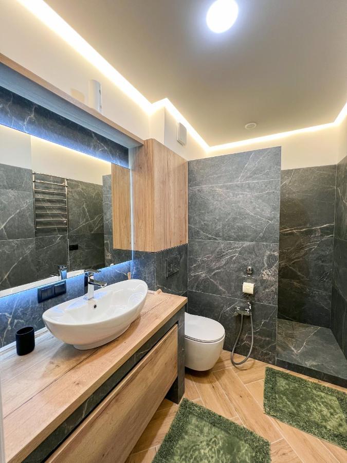 Renthouse Apartments Neoclassic Кишинёв Экстерьер фото